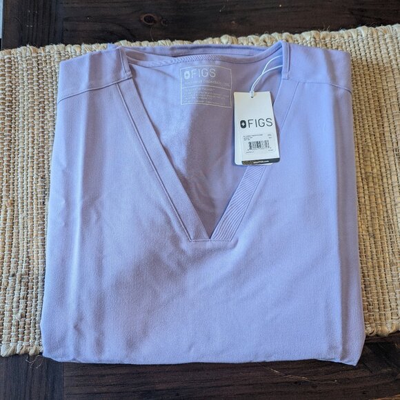 Figs Casma Three Pocket Scrub Top in Lavender Dew Size XXL - Picture 1 of 2